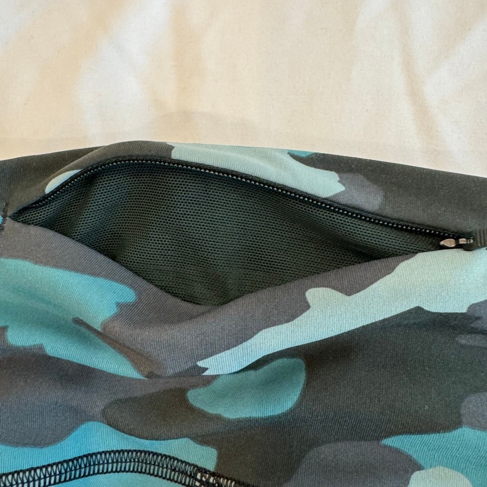 Lululemon Invigorate High-Rise Crop 23" Heritage 365 Camo Tidewater‎ Teal Multi - Picture 5 of 15